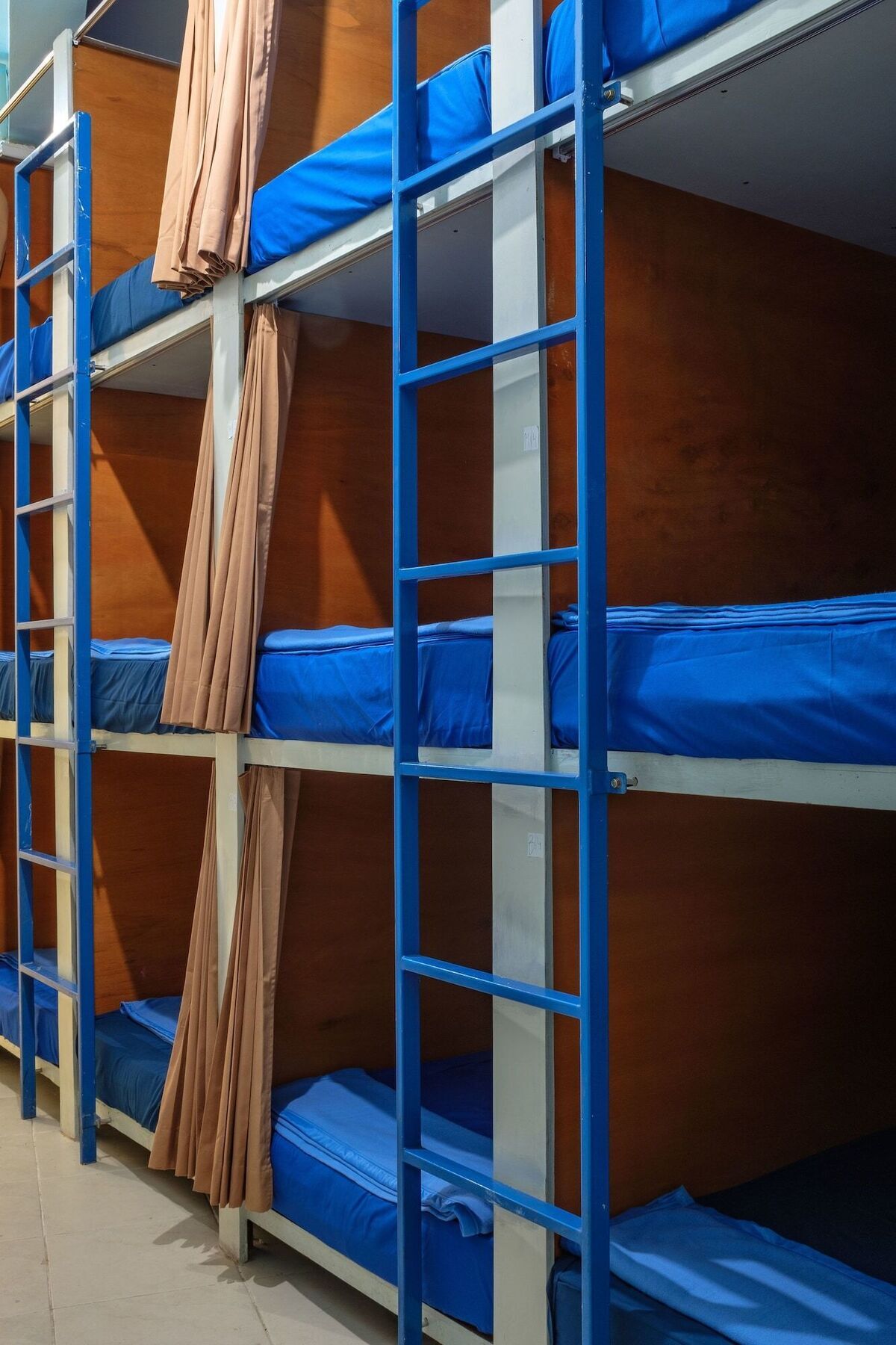 Kumpul Hostel Kuta レギャン エクステリア 写真
