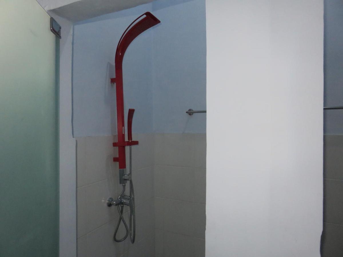 Kumpul Hostel Kuta レギャン エクステリア 写真